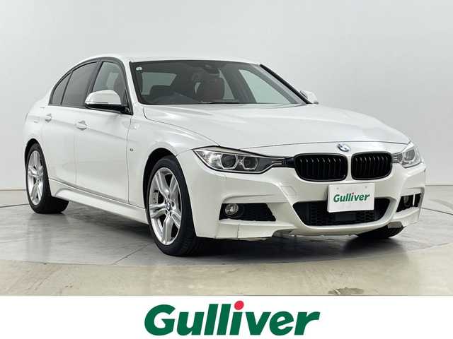 ＢＭＷ ３２０ｉ xDrive Mスポーツ 道央・札幌 2013(平25)年 6.6万km アルピンホワイトⅢ ・4WD/・純正HDDナビ/（FM/AM/CD/DVD/BT/HDD/AUX/USB）/・バックカメラ/・衝突被害軽減システム/・レーンキープアシスト/・横滑り防止装置/・オートライト/・HUD/・レザーシート/・パワーシート/シートヒーター/・パドルシフト/・電動格納ミラー/ウィンカーミラー/・ETC/・純正フロアマット/・プッシュスタート/スカ/・取扱説明書/保証書/・積込冬タイヤ社外AWセット