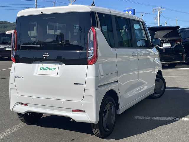 日産 ルークス X 道東・釧路十勝 2024(令6)年 0.7万km ホワイトパール ・4WD/・社外SDナビ/【BT.FM/AM】/・全方位カメラ/バックカメラ/・エマージェンシーブレーキ/・LDW/・ふらつき警報/・VDC/・コーナーセンサー/・セーフティシールドスイッチ/・左側パワースライドドア/・ETC/・革巻きステアリング/・LEDヘッドライト/・オートライト/・前席シートヒーター/・ステアリングヒーター/・スマートキー