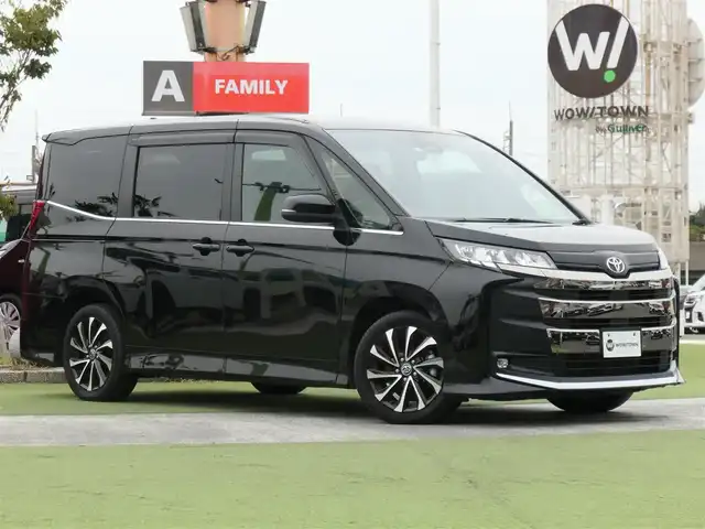 トヨタ ノア S－Z 千葉県 2023(令5)年 1.7万km アティチュードブラックマイカ Toyota Safety Sense/・プリクラッシュセーフティ/・レーンディパーチャーアラート/・オートハイビーム/・レーダークルーズコントロール/パワーバックドア/両側パワースライドドア/純正コネクティッドナビ/地デジTV/【DVD/CD再生機能　Bluetooth接続】/バックカメラ/フリップダウンモニター（V14T-R72R）/ハーフレザーシート/前席シートヒーター/後席オットマン/革巻きステアリング/ステアリングスイッチ/ETC（2.0）/LEDヘッドライト/クリアランスソナー/純正17インチアルミホイル/サイド/カーテンエアバッグ/スマートキー