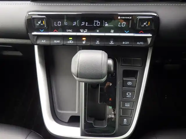 トヨタ ノア S－Z 千葉県 2023(令5)年 1.7万km アティチュードブラックマイカ Toyota Safety Sense/・プリクラッシュセーフティ/・レーンディパーチャーアラート/・オートハイビーム/・レーダークルーズコントロール/パワーバックドア/両側パワースライドドア/純正コネクティッドナビ/地デジTV/【DVD/CD再生機能　Bluetooth接続】/バックカメラ/フリップダウンモニター（V14T-R72R）/ハーフレザーシート/前席シートヒーター/後席オットマン/革巻きステアリング/ステアリングスイッチ/ETC（2.0）/LEDヘッドライト/クリアランスソナー/純正17インチアルミホイル/サイド/カーテンエアバッグ/スマートキー
