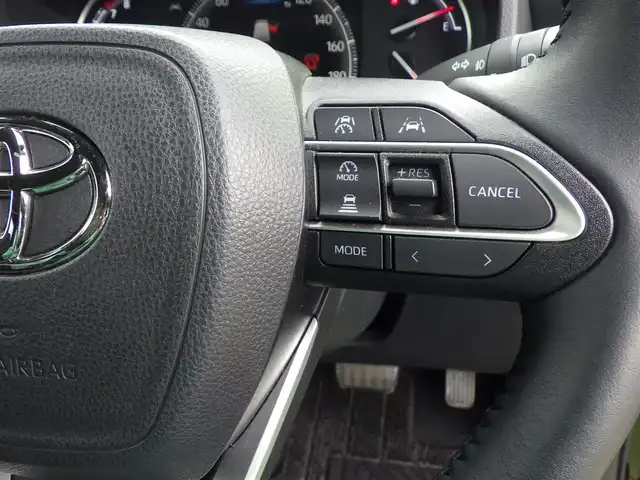 トヨタ ノア S－Z 千葉県 2023(令5)年 1.7万km アティチュードブラックマイカ Toyota Safety Sense/・プリクラッシュセーフティ/・レーンディパーチャーアラート/・オートハイビーム/・レーダークルーズコントロール/パワーバックドア/両側パワースライドドア/純正コネクティッドナビ/地デジTV/【DVD/CD再生機能　Bluetooth接続】/バックカメラ/フリップダウンモニター（V14T-R72R）/ハーフレザーシート/前席シートヒーター/後席オットマン/革巻きステアリング/ステアリングスイッチ/ETC（2.0）/LEDヘッドライト/クリアランスソナー/純正17インチアルミホイル/サイド/カーテンエアバッグ/スマートキー