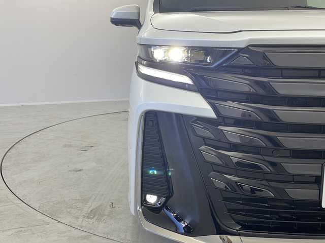 トヨタ ヴェルファイア ハイブリット Z プレミア 茨城県 2024(令6)年 0.1万km プラチナホワイトパールマイカ 左右サイドステップ　デジタルインナーミラー　純正１４型ナビ　フルセグＴＶ　全周囲カメラ　左右独立ムーンルーフ　両側電動スライドドア　衝突軽減ブレーキ　ＥＴＣ２．０　スマートキー　シートヒーター　禁煙車