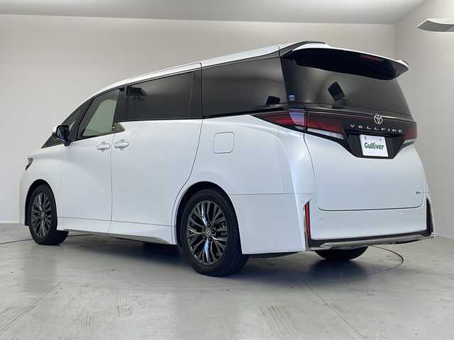 トヨタ ヴェルファイア ハイブリット Z プレミア 茨城県 2024(令6)年 0.1万km プラチナホワイトパールマイカ 左右サイドステップ　デジタルインナーミラー　純正１４型ナビ　フルセグＴＶ　全周囲カメラ　左右独立ムーンルーフ　両側電動スライドドア　衝突軽減ブレーキ　ＥＴＣ２．０　スマートキー　シートヒーター　禁煙車