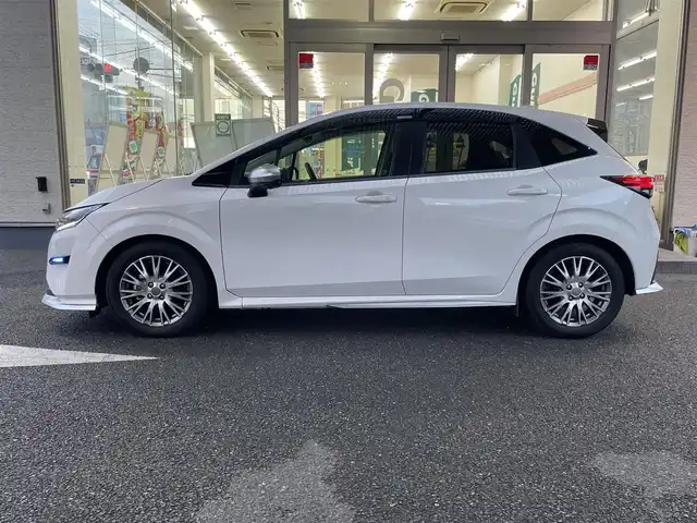 日産 ノート オーテック 大阪府 2021(令3)年 2.3万km ピュアホワイトパール ワンオーナー/純正メモリナビ/フルセグテレビ/BT/AM/FM/USB/HDMI/アラウンドビューモニター/BSM/ACC/シートヒーター/置き型充電/デジタルインナーミラー/ドアバイザー/プッシュスタート/ETC