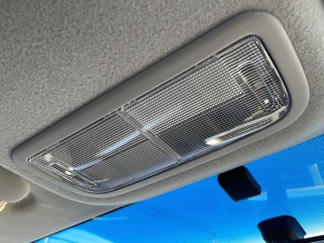 ホンダ フィット ハイブリット Fパッケージ 道東・釧路十勝 2014(平26)年 8.1万km クリスタルブラックパール 4WD/純正オーディオ/・CD/ラジオ/USB/AUX/ワイパーデアイザー/LEDヘッドライト/ミラーヒーター/ETC/フロアマット/ドアバイザー