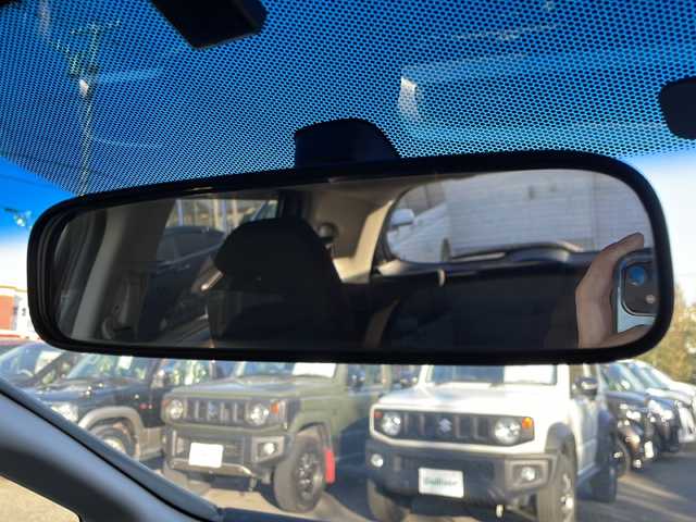 ホンダ フィット ハイブリット Fパッケージ 道東・釧路十勝 2014(平26)年 8.1万km クリスタルブラックパール 4WD/純正オーディオ/・CD/ラジオ/USB/AUX/ワイパーデアイザー/LEDヘッドライト/ミラーヒーター/ETC/フロアマット/ドアバイザー