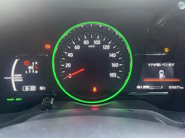 ホンダ ヴェゼル ハイブリッド RS ホンダセンシング 静岡県 2017(平29)年 7.1万km プレミアムクリスタルレッドM 純正SDナビ（ワンセグTV、バックカメラ、DVS再生機能、CDチェンジャー、BT）/ホンダセンシング/バックカメラ/クルーズコントロール/パドルシフト/D＋N席シートヒーター/合皮シート/純正フロアマット/純正アルミホイール/オートエアコン/ABS/オートライト/レーンキープアシスト/横滑り防止装置/衝突軽減システム/パワーウィンドウ/パワーステアリング