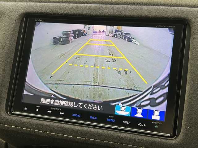 ホンダ ヴェゼル ハイブリッド RS ホンダセンシング 宮城県 2017(平29)年 7.5万km ホワイトオーキッドパール 禁煙車/MOMOシフトレバー/Honda SENSING/・衝突軽減ブレーキ/・路外逸脱抑制機能/・先行車発進お知らせ機能				/・アダプティブクルーズコントロール	/・車線維持支援システム/純正ナビ/・BT.CD.DVD.SD.USB.HDMI/フルセグTV/バックカメラ/ビルトインETC/革巻ステアリング/ステアリングスイッチ/パドルシフト/プッシュスタート/スマートキー×2/ハーフレザーシート/シートヒーター(D.N)/純正フロアマッド/電子パーキングブレーキ/LEDヘッドライト/LEDフォグランプ/アイドリングストップ/横滑り防止機能