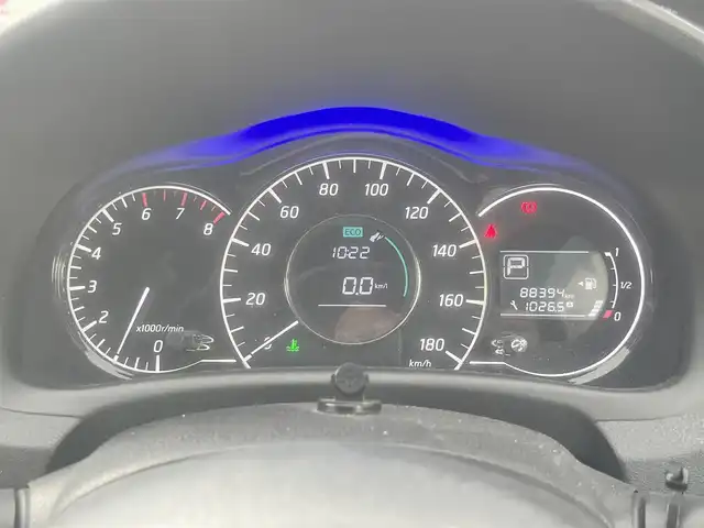 日産 ノート X DIG－S 島根県 2013(平25)年 8.9万km ブリリアントホワイトパール フルエアロ　/純正SDナビ　/DVD再生　/Bluetooth接続　/バックカメラ　/AUX/アイドリングストップ　/スマートキー　/プッシュスタート　/社外14インチアルミホイール　/純正フロアマット　/取扱説明書／保証書