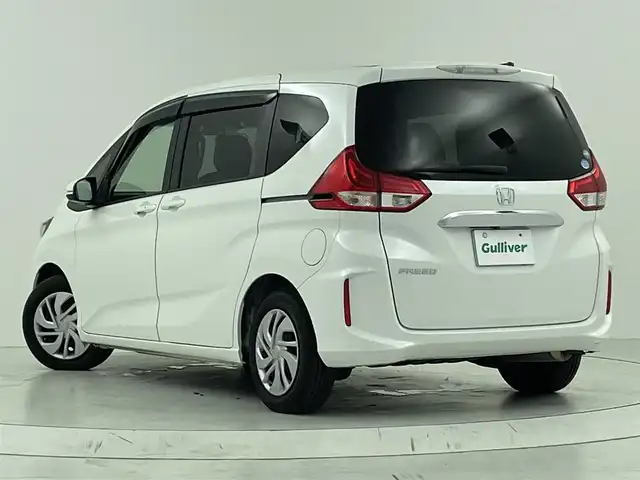 ホンダ フリード G ホンダセンシング 大阪府 2019(令1)年 5.1万km ホワイトオーキッドパール ホンダセンシング/　・衝突軽減ブレーキ/　・アダプティブクルーズコントロール/　・車線維持支援システム/　・誤発進抑制機能/純正メモリナビ　/　　CD/DVD/BT/フルセグTV/バックカメラ/両側パワースライドドア/アイドリングストップ/スマートキー/ビルトインETC