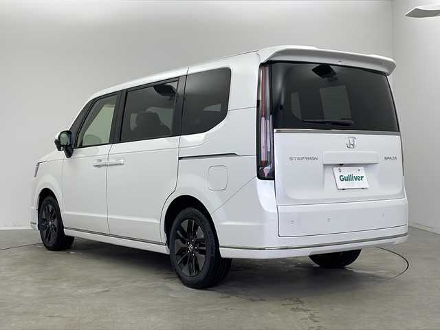 ホンダ ステップワゴン スパーダ 新潟県 2025(令7)年 0.1万km未満 パール スパーダ　4WD　3C58AP3　11.4インチナビHonda CONNECTナビ LXM-247VFLi(317900円)