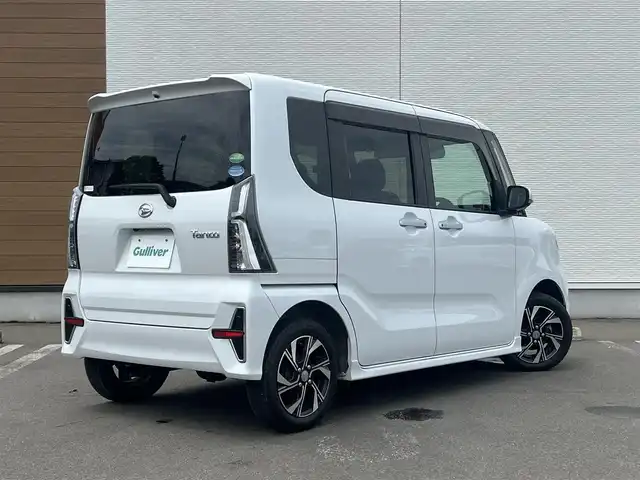 ダイハツ タント カスタム X 秋田県 2019(令1)年 4.7万km シャイニングホワイトパール ４WD/LEDヘッドライト/純正ナビ/衝突軽減システム/フルセグ/全方位カメラ/両側パワスラ/純正アルミ/純正エアロパーツ/前席シートヒーター/アイドリングストップ/コーナーセンサー/プッシュスタート/純正フロアマット/純正ドアバイザー/ETC/社外エンジンスターター/ドライブレコーダー/ステアリングスイッチ/オートライト/オートエアコン/パワーステアリング/パワーウィンドウ/横滑り防止/盗難防止装置/レベライザー/電動格納ウィンカーミラー/保証書/取扱説明書/記録簿
