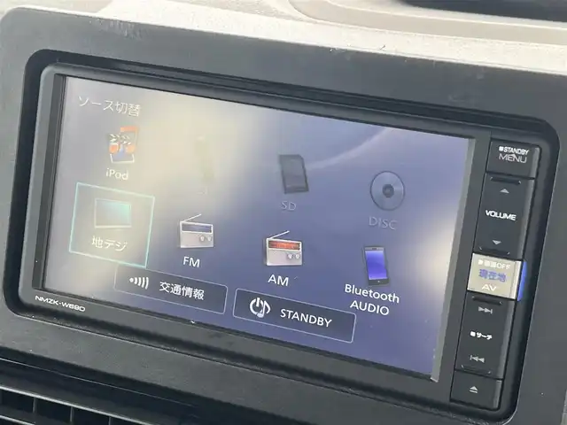 ダイハツ タント カスタム X 秋田県 2019(令1)年 4.7万km シャイニングホワイトパール ４WD/LEDヘッドライト/純正ナビ/衝突軽減システム/フルセグ/全方位カメラ/両側パワスラ/純正アルミ/純正エアロパーツ/前席シートヒーター/アイドリングストップ/コーナーセンサー/プッシュスタート/純正フロアマット/純正ドアバイザー/ETC/社外エンジンスターター/ドライブレコーダー/ステアリングスイッチ/オートライト/オートエアコン/パワーステアリング/パワーウィンドウ/横滑り防止/盗難防止装置/レベライザー/電動格納ウィンカーミラー/保証書/取扱説明書/記録簿