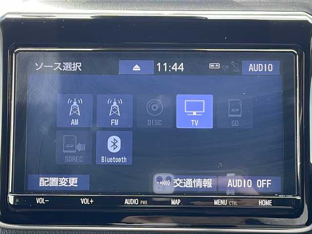トヨタ ヴォクシー ZS 煌Ⅲ 三重県 2020(令2)年 5万km ホワイトパールクリスタルシャイン 純正９型ナビ　/両側電動ドア　/バックカメラ　/純正ドライブレコーダー　/純正ビルトインＥＴＣ２．０　/衝突軽減　/車線抑制　/クルーズコントロール　/先行車発進お知らせ　/ＬＥＤヘッドライト　/フォグライト　/禁煙車