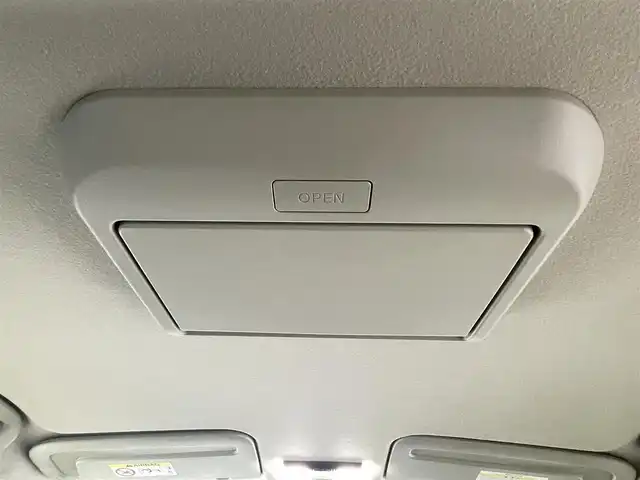 日産 セレナ ハイウェイスター V 群馬県 2022(令4)年 3.8万km ダイヤモンドブラック フリップダウンモニター　純正１０インチナビ　アラウンドビューモニター　プロパイロット　両側パワースライドドア　ＬＥＤライト　ＡＨＢ　純正１６インチＡＷ　ステアリングリモコン　ＥＴＣ　スマートキ　ＢＳＭ