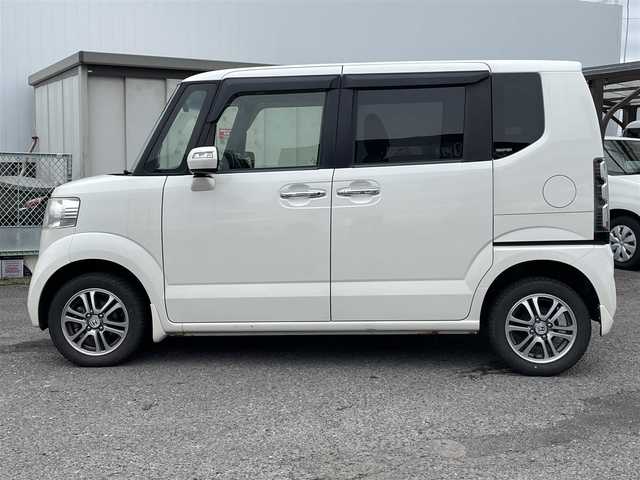 ホンダ Ｎ ＢＯＸ G 福島県 2013(平25)年 9.6万km プレミアムホワイトパール ４WD/両側パワースライドドア /社外メモリナビ/バックカメラ/Bluetooth接続/ドライブレコーダー/プッシュスタート/社外Egスターター/純正14インチAW/取説書