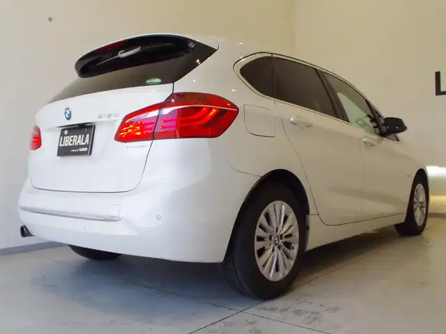 ＢＭＷ ２１８ｄ アクティブツアラー 岐阜県 2017(平29)年 3.5万km ミネラルホワイト クルーズコントロール　/アンビエントライト　/電動リアゲート　/パワーシート　/バックカメラ　/シートヒーター　/オートライト　/純正ナビ