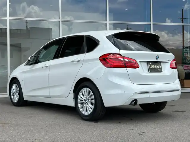 ＢＭＷ ２１８ｄ アクティブツアラー 岐阜県 2017(平29)年 3.5万km ミネラルホワイト クルーズコントロール　/アンビエントライト　/電動リアゲート　/パワーシート　/バックカメラ　/シートヒーター　/オートライト　/純正ナビ