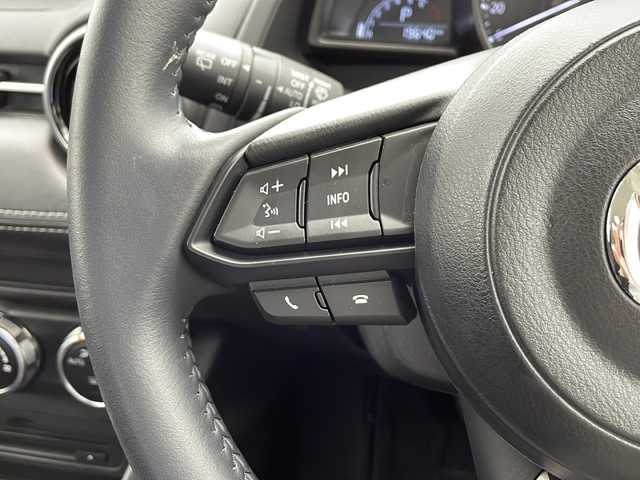 マツダ ＣＸ－３ 15S ツーリング 千葉県 2021(令3)年 2万km スノーフレイクホワイトパールマイカ 全方位カメラ/コーナーセンサー前後/レーンキープアシスト/衝突軽減システム/純正SDナビ/ Bluetooth/CD/DVD/AUX/フルセグTV/ビルトインETC/純正フロアマット/純正16インチアルミホイール/LEDヘッドライト/オートライト/オートハイビーム