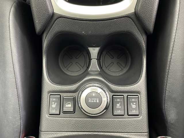 日産 エクストレイル 20X 秋田県 2020(令2)年 4.3万km ダイヤモンドブラック 4WD/純正ナビ　（フルセグTV　CD　BT　AUX）/バックカメラ/プロパイロット/コーナーセンサー/クルーズコントロール/ダウンヒルアシストコントロール/前後ドライブレコーダー/全席シートヒーター/エマージェンシーブレーキ/電動リアゲート/社外ETC/プッシュスタート　スマートキー/スペアキー1本/横滑り防止システム/LEDヘッドライト・フォグランプ/ウィンカーミラー/レザーシート/アイドリングストップ/純正フロアマット/オートライト/オートエアコン/革巻きステアリング