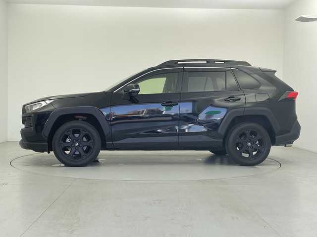 トヨタ ＲＡＶ４ アドベンチャー オフロードPKG 愛知県 2021(令3)年 2.1万km アティチュードブラックマイカ 純正ディスプレイオーディオ/純正オプションＴＶキット/純正バックカメラ/LEDヘッドライト/ETC2.0/純正置くだけ充電/前後ドライブレコーダー/ルーフレール/ブラインドスポットモニター/LEDヘッドライト/運転席パワーシート/黒革シート/トヨタセーフティセンス