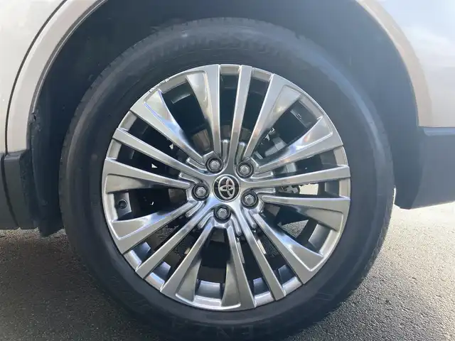 トヨタ ハリアー ハイブリッド Z レザーパッケージ 静岡県 2020(令2)年 6.1万km スティールブロンドM Toyota Safety Sense/純正12.3インチナビ/　AM FM Bluetooth USB AUX/フルセグTV/ビルトインETC2.0/録画機能付きデジタルインナーミラー/LEDオートヘッドランプ/レーダークルーズコントロール/シートヒーター・シートベンチレーション/ハンズフリーパワーバックドア/ステアリングヒーター/純正19インチアルミホイール/前後方クリアランスソナー/ヘッドアップディスプレイ/JBLプレミアムサウンド/アラウンドビューモニター/パワーシート(前席)/ブラックレザーシート
