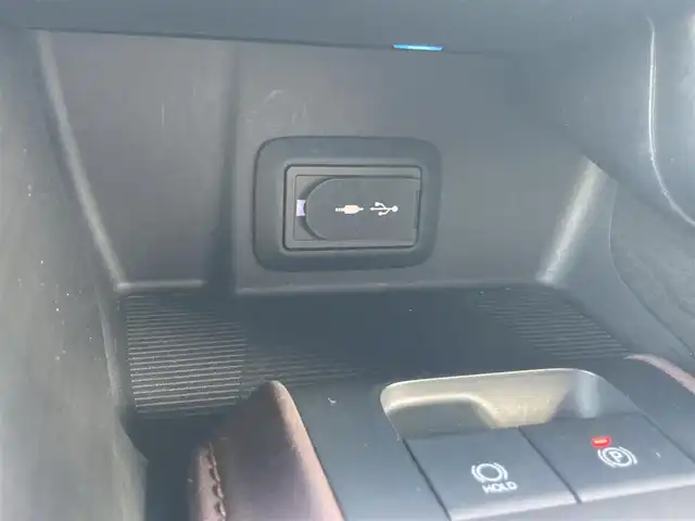 トヨタ ハリアー ハイブリッド Z レザーパッケージ 静岡県 2020(令2)年 6.1万km スティールブロンドM Toyota Safety Sense/純正12.3インチナビ/　AM FM Bluetooth USB AUX/フルセグTV/ビルトインETC2.0/録画機能付きデジタルインナーミラー/LEDオートヘッドランプ/レーダークルーズコントロール/シートヒーター・シートベンチレーション/ハンズフリーパワーバックドア/ステアリングヒーター/純正19インチアルミホイール/前後方クリアランスソナー/ヘッドアップディスプレイ/JBLプレミアムサウンド/アラウンドビューモニター/パワーシート(前席)/ブラックレザーシート