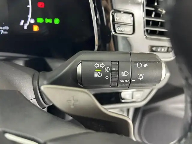 レクサス ＮＸ 250 バージョンL 佐賀県 2023(令5)年 4.2万km ソニッククォーツ 純正14インチディスプレイオーディオ/フルセグTV/Bluetooth/ミラーキャスト/ナビ機能付き/全方位バックカメラ/パノラマサンルーフ/デジタルインナールームミラー/ヘッドアップディスプレイ/衝突被害軽減装置/ブラインドスポットモニター/レーダークルーズコントロール/レーンアシスト/ロードサインアシスト/パーキングサポートブレーキ/オートライト/オートマチックハイビーム/3眼LEDヘッドライト/LEDフォグライト/純正前後ドライブレコーダー/電子パーキング/ブレーキホールド/クリアランスソナー/パワーバックドア/運転席・助手席シートヒーター/運転席・助手席エアシート/運転席・助手席パワーシート/レザーシート/メモリーシート/純正フロアマット/純正20インチアルミホイール/ルーフレール/ISOFIX対応シート