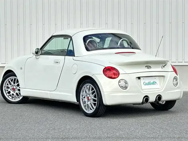 ダイハツ コペン アクティブトップ 群馬県 2004(平16)年 7.5万km ホワイトパールマイカ 社外メモリナビ(CD/DVD/BT/AM/FM)/バックカメラ/前後ドラレコ/赤革シート/シートヒーター/電動オープン/ETC/フォグ/タワーバー/リアスポイラー/momoステアリング