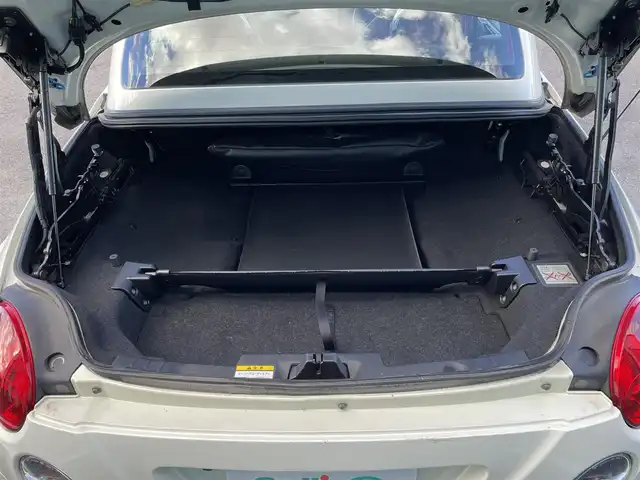 ダイハツ コペン アクティブトップ 群馬県 2004(平16)年 7.5万km ホワイトパールマイカ 社外メモリナビ(CD/DVD/BT/AM/FM)/バックカメラ/前後ドラレコ/赤革シート/シートヒーター/電動オープン/ETC/フォグ/タワーバー/リアスポイラー/momoステアリング