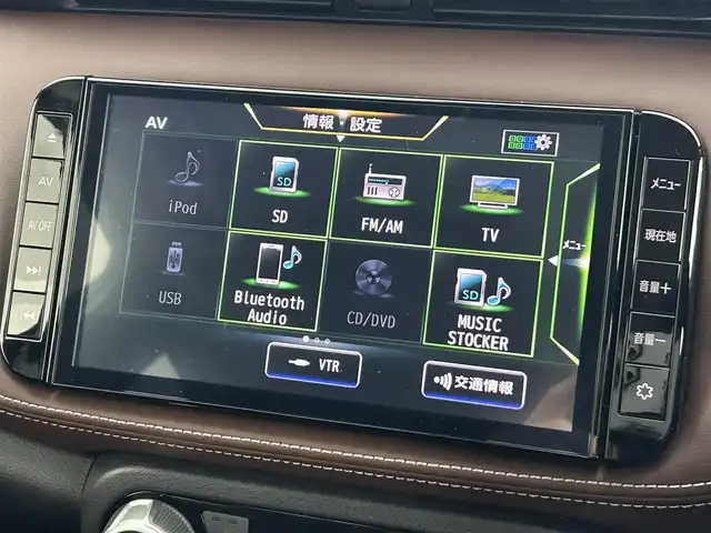 日産 キックス X FOUR スタイルエディション 道央・札幌 2024(令6)年 2.7万km ブリリアントホワイトパール ・４WD/・プロパイロット/・純正SDナビ/・CD/DVD/BT/SD/iPod/フルセグ/・アラウンドビューモニター/・デジタルインナーミラー/・ビルトインETC2.0/・前方＋室内純正ドライブレコーダー/・横滑り防止装置/・衝突軽減ブレーキ/・レーダークルーズコントロール/・レーンキープアシスト/・前後コーナーセンサー/・SOSコール/・LEDヘッドライト/・フォグランプ/・オートライト/・ヘッドライトレベライザー/・純正フロアマット/・レザーシート/・D+N席シートヒーター/・トノカバー/・スペアキー/・保証書・取扱説明書