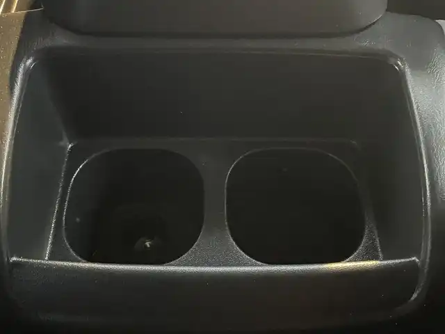 トヨタ ハイエース グランドキャビン 千葉県 2023(令5)年 1.3万km ホワイトパールクリスタルシャイン ファインテックツアラー/４ＷＤ/モデリスタエアロ(F)/トヨタセーフティセンス/・衝突軽減ブレーキ/レーンキープアシスト/・オートハイビーム/クリアランスソナー/社外7インチナビ(MDV-D709BT)/・フルセグ/BT/DVD/CD/全方位カメラ/ステアリングスイッチ/ETC/片側パワースライドドア/LEDヘッドライト/オートライト/フォグライト(社外)/社外センターコンソール/ワイヤレス充電(社外)/スマートキー/プッシュスタート