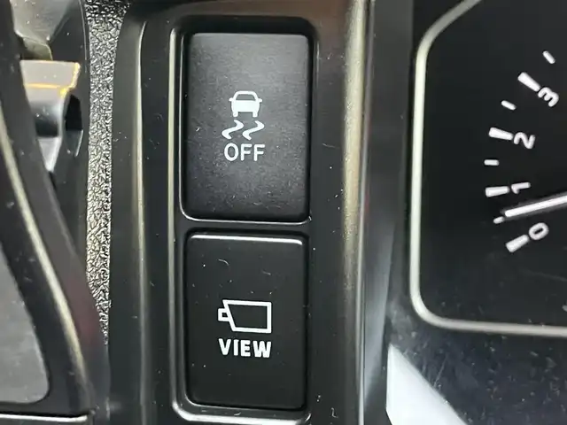 トヨタ ハイエース グランドキャビン 千葉県 2023(令5)年 1.3万km ホワイトパールクリスタルシャイン ファインテックツアラー/４ＷＤ/モデリスタエアロ(F)/トヨタセーフティセンス/・衝突軽減ブレーキ/レーンキープアシスト/・オートハイビーム/クリアランスソナー/社外7インチナビ(MDV-D709BT)/・フルセグ/BT/DVD/CD/全方位カメラ/ステアリングスイッチ/ETC/片側パワースライドドア/LEDヘッドライト/オートライト/フォグライト(社外)/社外センターコンソール/ワイヤレス充電(社外)/スマートキー/プッシュスタート