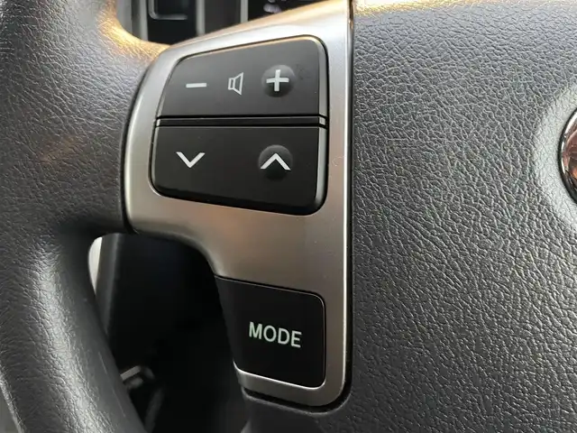 トヨタ ハイエース グランドキャビン 千葉県 2023(令5)年 1.3万km ホワイトパールクリスタルシャイン ファインテックツアラー/４ＷＤ/モデリスタエアロ(F)/トヨタセーフティセンス/・衝突軽減ブレーキ/レーンキープアシスト/・オートハイビーム/クリアランスソナー/社外7インチナビ(MDV-D709BT)/・フルセグ/BT/DVD/CD/全方位カメラ/ステアリングスイッチ/ETC/片側パワースライドドア/LEDヘッドライト/オートライト/フォグライト(社外)/社外センターコンソール/ワイヤレス充電(社外)/スマートキー/プッシュスタート