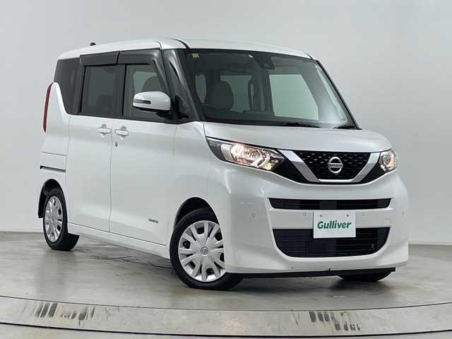 日産 ルークス X 埼玉県 2020(令2)年 5.8万km ホワイトパール 社外ナビ　/両側電動スライドドア　/衝突軽減ブレーキ　/レーンキープアシスト　/アイドリングストップ　/盗難防止措置　/ＥＴＣ　/バックカメラ　/プッシュスタート　/スマートキー　/ステアリングスイッチ　/フロアマット/先行車お知らせ機能/標識認識