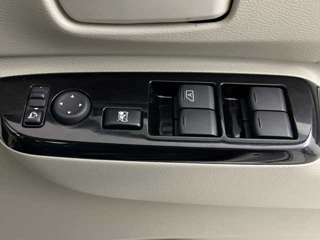 日産 ルークス X 埼玉県 2020(令2)年 5.8万km ホワイトパール 社外ナビ　/両側電動スライドドア　/衝突軽減ブレーキ　/レーンキープアシスト　/アイドリングストップ　/盗難防止措置　/ＥＴＣ　/バックカメラ　/プッシュスタート　/スマートキー　/ステアリングスイッチ　/フロアマット/先行車お知らせ機能/標識認識