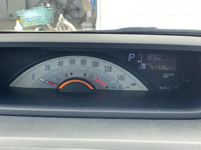 ダイハツ ムーヴ キャンバス X メイクアップ SA Ⅱ 宮崎県 2016(平28)年 4.2万km パールホワイトⅢ/ナチュラルベージュマイカメタリック 2トーン 純正ナビ/（DVD、CD再生機能付き）/アイドリングストップ/パワースタアリング/パワーウィンドウ/エアバックW/プッシュスタート/ドライブレコーダー/純正フロアマット/純正LEDヘッドライト/純正アルミホイール/オートライト機能/横滑り防止装置/衝突被害軽減システム/盗難防止装置/スマートキー/両側スライドドア/電格ミラー/ABS/AAC