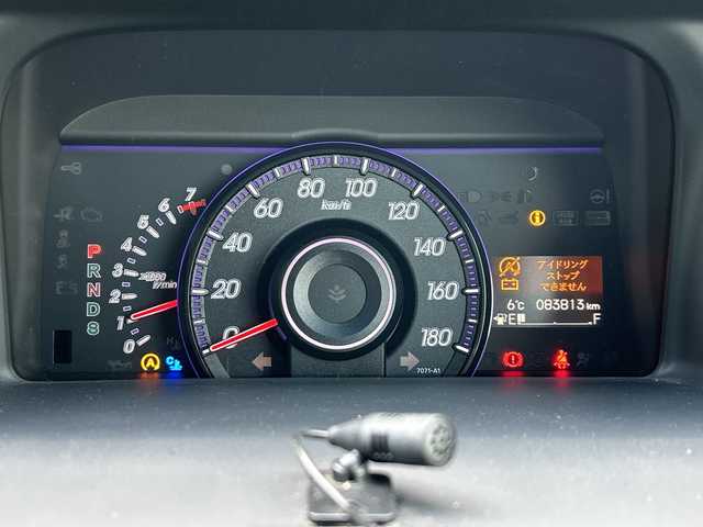 ホンダ ステップワゴン スパーダ Z クールスピリット 富山県 2014(平26)年 8.4万km プレミアムスパークルブラックパール 純正9インチナビ/型式：VXM-145VFNi/【DVD/CD/Bluetooth/ワンセグTV】/純正フリップダウンモニター/型式：VM108N/バックカメラ/両側パワースライドドア/クルーズコントロール/ハーフレザーシート/横滑り防止装置/盗難防止装置/純正17インチAW/ビルトインETC/純正フロアマット/スマートキー