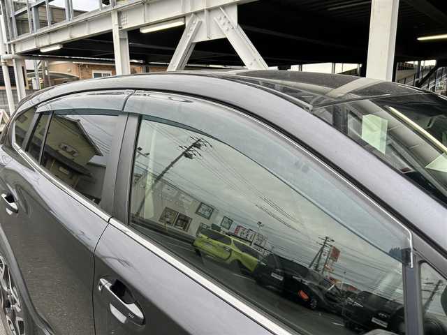 スバル ＸＶ ハイブリッド アドバンス 静岡県 2019(平31)年 4.1万km ダークグレーメタリック 社外オーディオ/・CD/USB/iPod/AUX/ETC/クルーズコントロール追従有/パドルシフト/電動パーキングブレーキ/ハーフレザーシート/・D/N席パワーシート/純正フロアマット/純正18インチアルミホイール/トノカバー/ドアバイザー/LEDヘッドライト/・フォグランプ