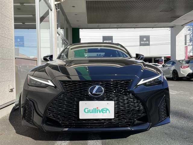 レクサス ＩＳ 300h Fスポーツ モードブラックⅢ 埼玉県 2024(令6)年 0.7万km グラファイトブラックガラスフレーク ワンオーナー/AIS検査済み/登録時走行7033km/メーカーOP/オレンジキャリパー /純正BBSマットブラック19インチアルミ/純正ナビTV/CD/DVD/BT/バックカメラ /ハーフレザーシート /シートヒーター/シートクーラー /ステアリングヒーター /衝突軽減ブレーキ/追従クルーズコントロール/レーンキープ/ブラインドスポットモニター/LEDヘッドライト/オートハイビーム/スカッフプレート/FRコーナーセンサー /スマートキー/スペアキー/新車保証書/取扱説明書