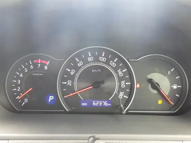 トヨタ ノア Si 千葉県 2017(平29)年 6.3万km ラグジュアリーホワイトパールクリスタルシャインガラスフレーク 205/60R16/Toyota Safety Sense/・プリクラッシュセーフティ/・レーンディパーチャーアラート/・オートハイビーム/クルーズコントロール/モデリスタエアロ/両側パワースライドドア/バックドアイージークローザー/社外SDナビ/地デジTV/【DVD/CD再生機能　Bluetooth接続】/バックカメラ/ドライブレコーダー/革巻きステアリング/ステアリングスイッチ/ETC/LEDヘッドライト/フォグライト/ウインカーミラー/純正16インチアルミホイル/スマートキー