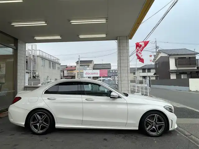 メルセデス・ベンツ Ｃ１８０ アバンギャルド AMGライン 愛知県 2019(平31)年 4.9万km ダイヤモンドホワイト /当店買取//純正ナビ/バックカメラ//フルセグTV/ブルートゥース/USB//AMG18インチアルミ//道路標識アシスト/パーキングアシスト//アクティブブレーキアシスト/アテンションアシスト//レーンチェンジ/ブラインドスポットアシスト//クライメートコントロール//Aストップ/Pソナー//前席Pシート/シートヒーター//LEDヘッド/Aライト/ドラレコ//パドルシフト/革巻きステア//保証書/取説/スペアキー