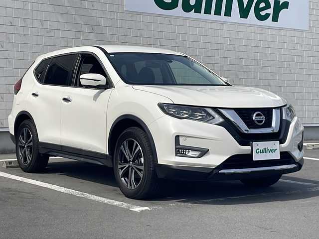 日産 エクストレイル 20X 静岡県 2018(平30)年 1万km ブリリアントホワイトパール プロパイロット/純正メーカーナビ（MM517D-L）/CD/DVD再生可能/Bluetooth/フルセグTV/全方位/バックカメラ/防水合成シート/パワーバックドア/前後ソナー/純正アルミホイール/電子パーキング/本革ステアリング/アイドリングストップ/ミラーヒーター/スマートキー/スペアキーあり/保証書/取扱説明書