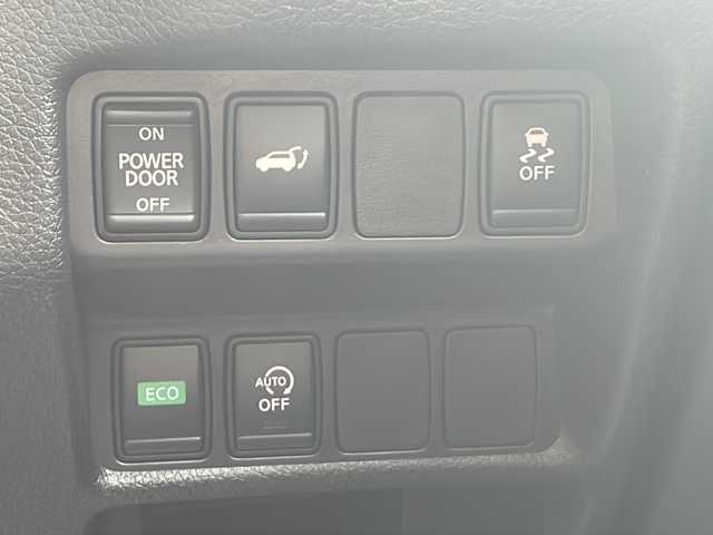 日産 エクストレイル 20X 静岡県 2018(平30)年 1万km ブリリアントホワイトパール プロパイロット/純正メーカーナビ（MM517D-L）/CD/DVD再生可能/Bluetooth/フルセグTV/全方位/バックカメラ/防水合成シート/パワーバックドア/前後ソナー/純正アルミホイール/電子パーキング/本革ステアリング/アイドリングストップ/ミラーヒーター/スマートキー/スペアキーあり/保証書/取扱説明書