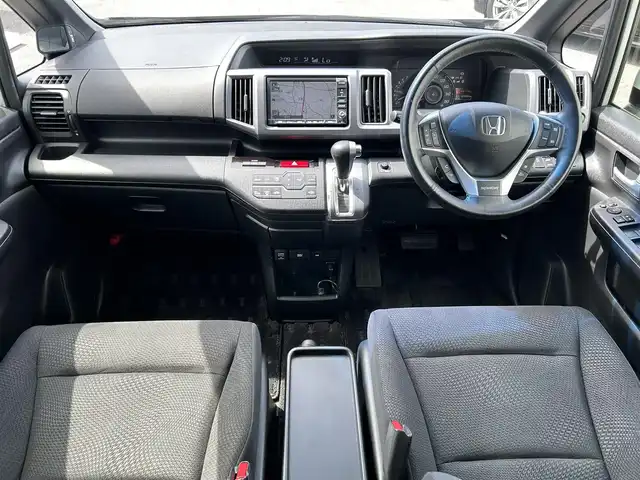 ホンダ ステップワゴン スパーダ Z インターナビセレ 千葉県 2012(平24)年 7.4万km ホワイトオーキッドパール 純正HDDナビ/・CD/DVD/MSV/フルセグTV/ALPINEフリップダウンモニター【TMX-R3000】/両後パワースライドドア/バックカメラ/クルーズコントロール/スマートキー/純正キセノンヘッドライト/フォグランプ/社外ドライブレコーダー/ビルトインETC/パドルシフト/純正17インチアルミホイール/本革巻きステアリング/ドアバイザー/新車時保証書＆取扱説明書