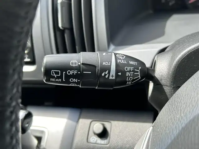 ホンダ ステップワゴン スパーダ Z インターナビセレ 千葉県 2012(平24)年 7.4万km ホワイトオーキッドパール 純正HDDナビ/・CD/DVD/MSV/フルセグTV/ALPINEフリップダウンモニター【TMX-R3000】/両後パワースライドドア/バックカメラ/クルーズコントロール/スマートキー/純正キセノンヘッドライト/フォグランプ/社外ドライブレコーダー/ビルトインETC/パドルシフト/純正17インチアルミホイール/本革巻きステアリング/ドアバイザー/新車時保証書＆取扱説明書