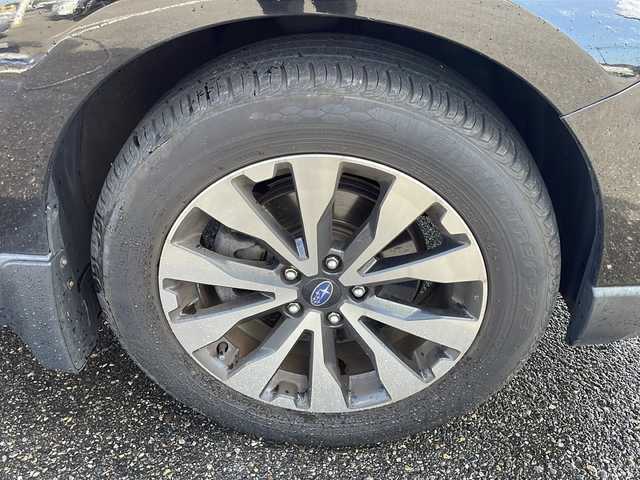 スバル アウトバック リミテッド 新潟県 2017(平29)年 9.8万km 黒 4WD/社外８インチナビ/フルセN-LR820D/　CD/DVD/Bluetooth/バックカメラ/黒革シート/前席シートヒーター/レーダークルーズコントロール/キセノンヘッドライト/オートライト/フォグランプ/パワーバックドア/衝突被害軽減ブレーキ/コーナーセンサー/レーンキープ/ドライブレコーダー