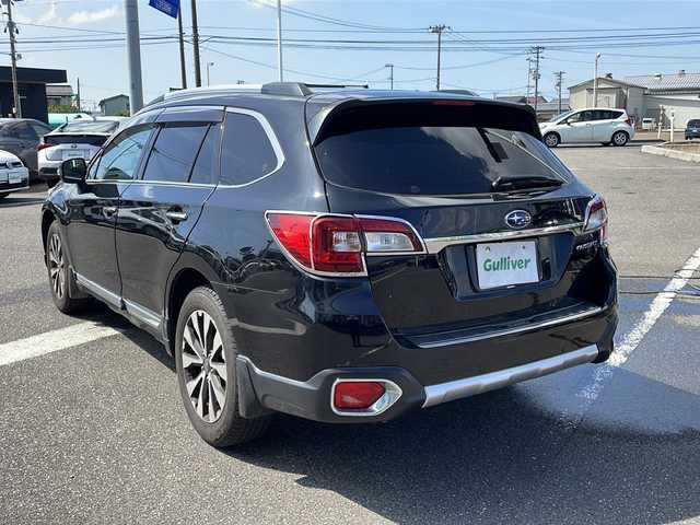 スバル アウトバック リミテッド 新潟県 2017(平29)年 9.8万km 黒 4WD/社外８インチナビ/フルセN-LR820D/　CD/DVD/Bluetooth/バックカメラ/黒革シート/前席シートヒーター/レーダークルーズコントロール/キセノンヘッドライト/オートライト/フォグランプ/パワーバックドア/衝突被害軽減ブレーキ/コーナーセンサー/レーンキープ/ドライブレコーダー