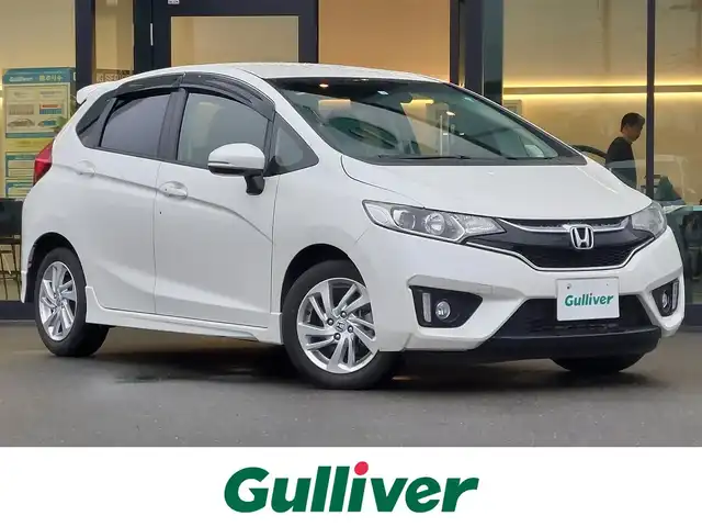 ホンダ フィット 13G Sパッケージ 東京都 2016(平28)年 2.7万km プレミアムホワイトパールⅡ あんしんパッケージ/・シティブレーキアクティブシステム/・横滑り防止装置/プッシュスタート/アイドリングストップ/パドルシフト/クルーズコントロール/純正ナビ/フルセグTV/バックカメラ/ETC/LEDヘッドライト/オートライト/ドアバイザー/15インチ純正アルミホイール