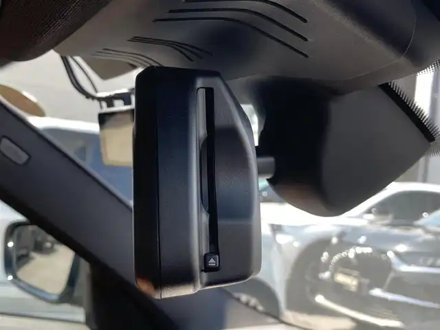 ＢＭＷ ４２０ｉ クーペ Mスポーツ 熊本県 2022(令4)年 3.4万km グレー ・スマートキー/・プッシュスタート/・インテリジェントセーフティ/・PDC自動起動/・アクティブPDC緊急ブレーキ/・パーキングアシスト/・注意喚起アシスタント/・速度アシスト/・クルーズコントロール(追従式)/・茶革シート/・前席パワーシート/・前席シートヒーター /・純正HDDナビ/　【Bluetooth・USB・AppleCarPlay】/・バックカメラ/・ETC/・ドライブレコーダー(前後録画)/・ワイヤレス充電/・LEDヘッドランプ/・純正マット/・保証書/取説